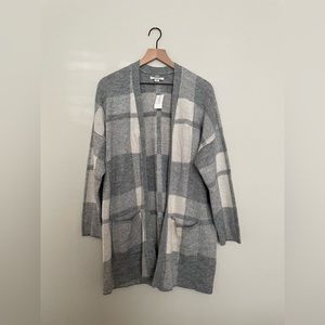 American Eagle Grey and White Cardigan